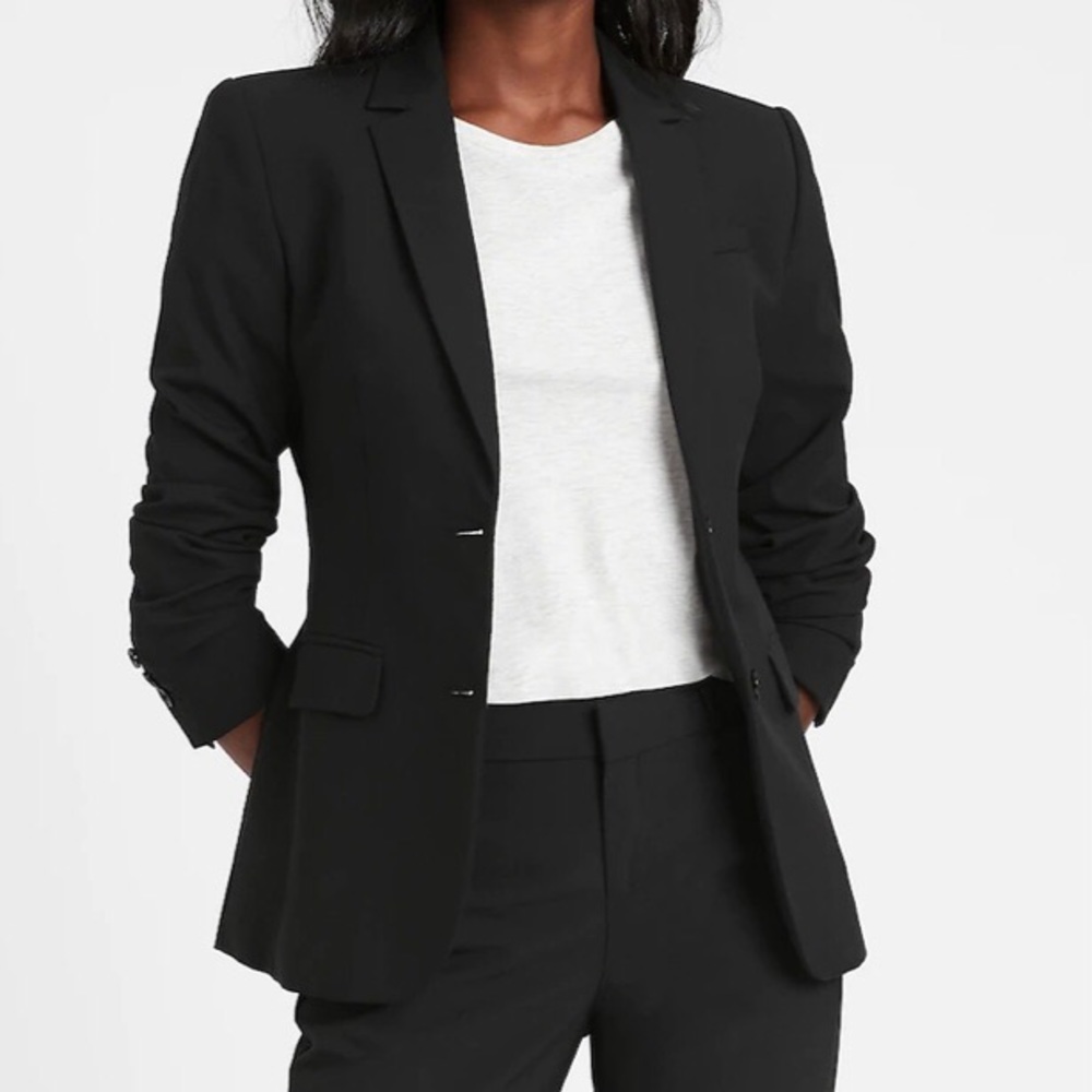 Banana republic women’s black blazer